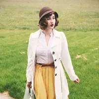 Padu padan busana kampus kesan vintage. (sumber foto: ModCloth/Pinterest)