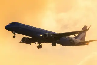 Ilustrasi pesawat mengudara. (dok. Sachin Amjhad/Unsplash)