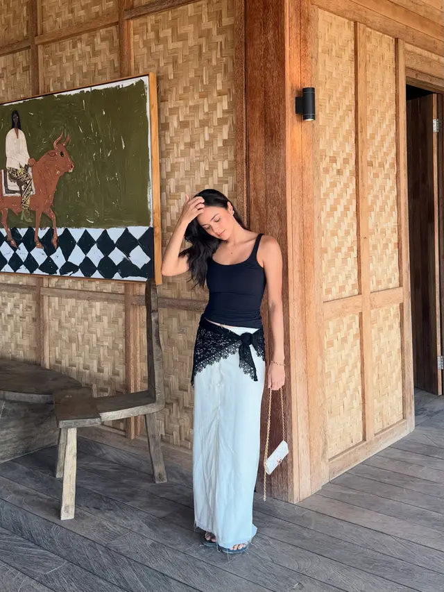Amanda Rawles cantik saat liburan (instagram.com/amandarawles)