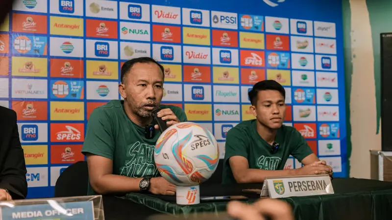 Pelatih sementara Persebaya Uston Nawawi. (Istimewa)