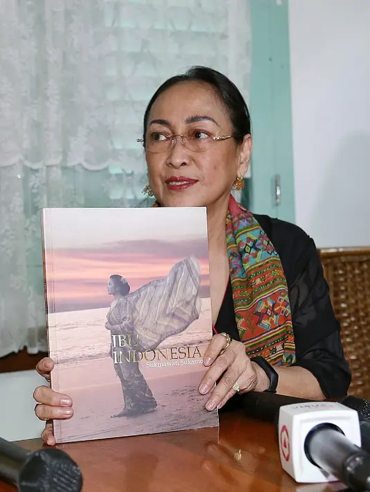 Sukmawati Soekarnoputri