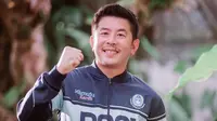 Mantan striker Timnas Indonesia U-17 yang pernah menimba ilmu di VfB Stuttgart, Febrianto Wijaya, maju menjadi Calon Ketua Asosiasi Provinsi (Asprov) PSSI Sulawesi Barat (Sulbar). (Bola.com/Dok.Istimewa).