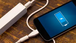 Kenapa HP China Bisa Ngecas Baterai Lebih Cepat dari Samsung dan iPhone?