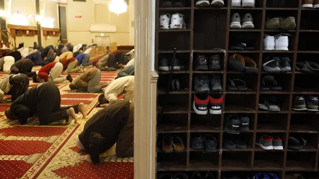 Melihat Umat Muslim di Chicago Sholat Tarawih di Bulan Ramadhan
