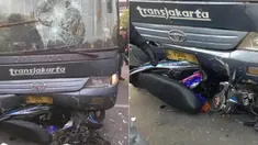 Hari ulang tahun DKI Jakarta ke 488, dihadiahi bus Transjakarta yang mengalami kecelakaan tragis yang menghantam sejumlah kendaraan. Hal ini membuat Ahok usulkan membuang bus Trans Jakarta lama.