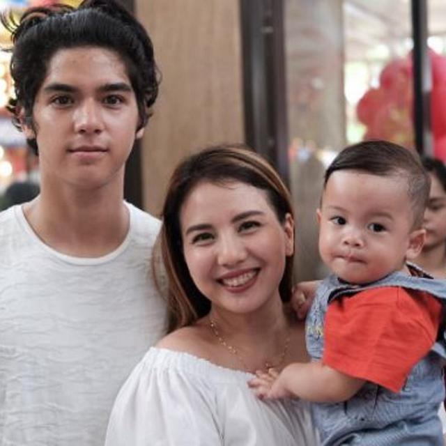 Saat Hamil Tya Ariestya Ngidam Lihat Al Ghazali News Entertainment Fimela Com