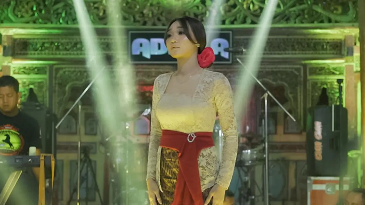 Difarina Indra Adella