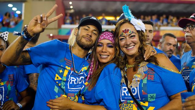 Keseruan Neymar di Karnaval Rio de Janeiro