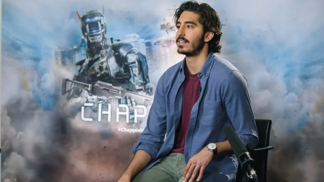 EKSKLUSIF Dev Patel Satu-satunya Pilihan di Chappie