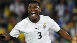 Selebrasi gol striker Ghana Asamoah Gyan ke gawang Serbia di laga penyisihan Grup D PD 2010 di Loftus Verfeld Stadium, Pretoria, 13 Juni 2010. Ghana unggul 1-0. AFP PHOTO / GIANLUIGI GUERCIA 