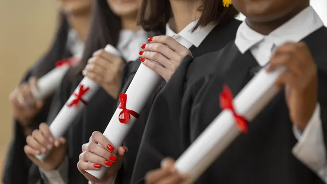 Ilustrasi pendidikan, wisuda
