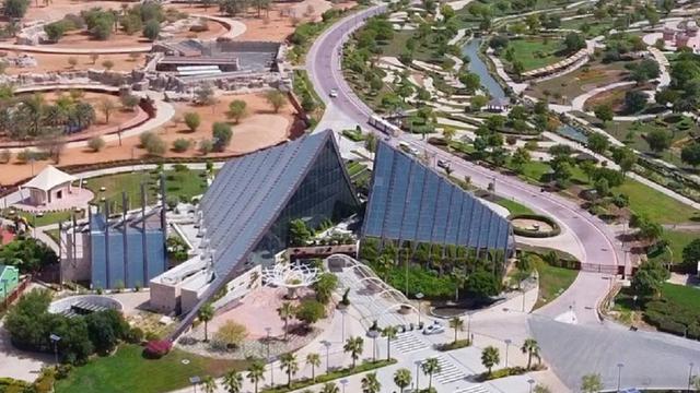 Dibangun Di Bekas Tempat Pembuangan Sampah Taman Safari Dubai Dibuka Kembali Lifestyle Liputan6 Com