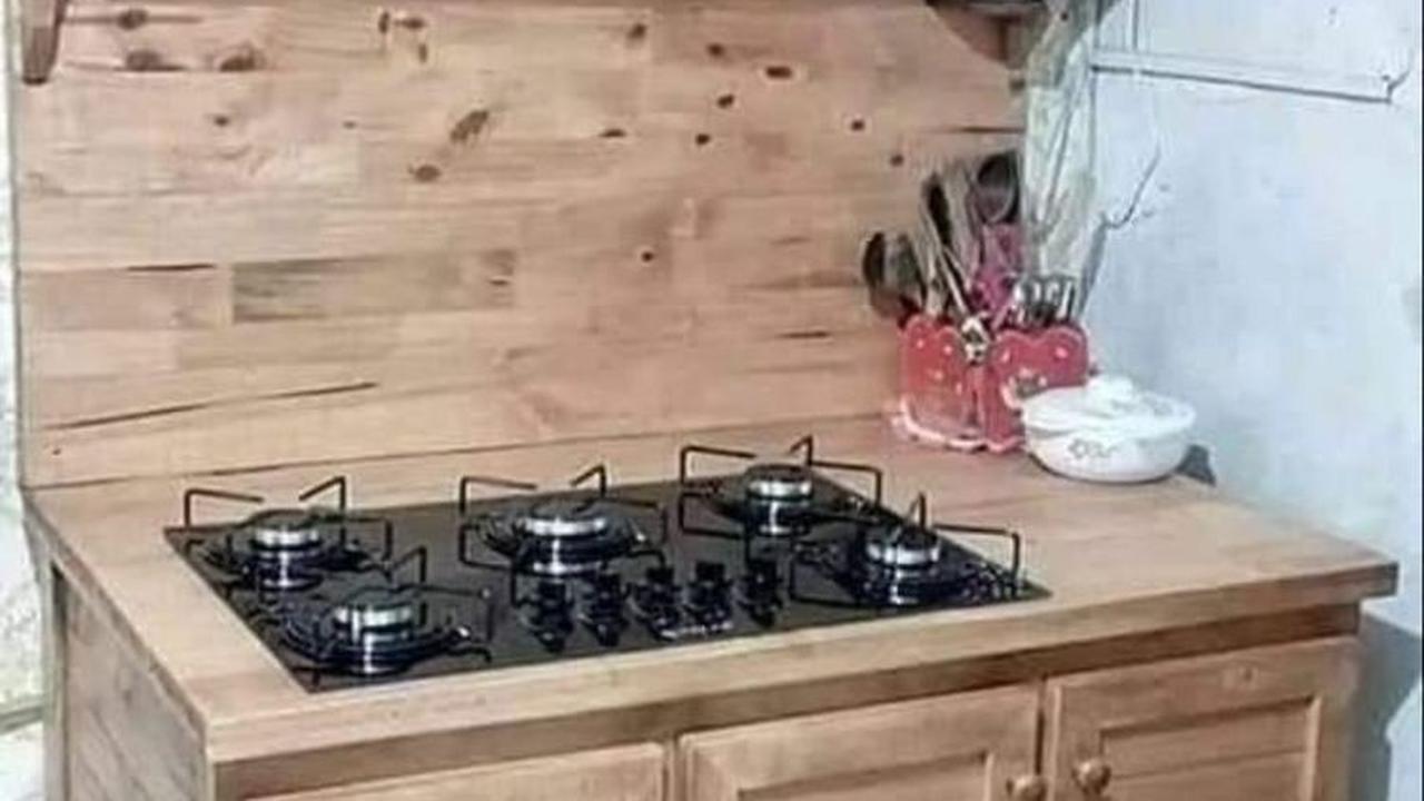 Desain Meja Kompor Minimalis