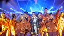 Penampilan Agnez Mo di perayaan ulang tahun Indosiar ke-25 tahun yang digelar di JCC Jakarta, Sabtu-Minggu (11-12/01). (Adrian Putra/Fimela.com)