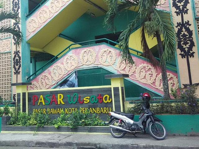 Berburu Oleh Oleh Dan Barang Impor Di Pasar Wisata Pekanbaru Lifestyle Liputan6 Com