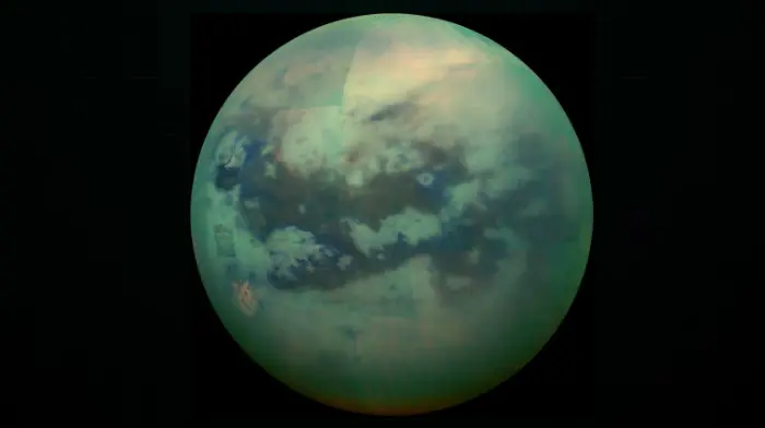 Titan, salah satu bulan Saturnus (NASA)