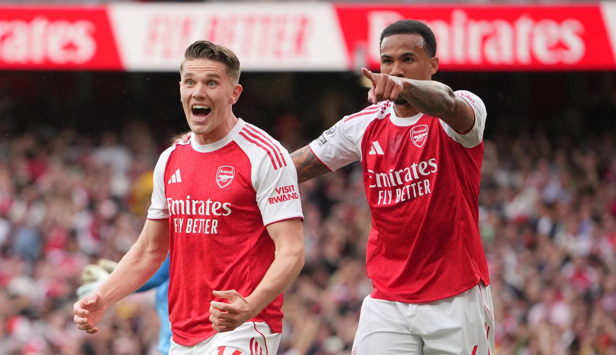 Viktor Gyokeres tampil gemilang saat Arsenal meraih kemenangan 3-0 atas Fulham di Emirates Stadium, Sabtu (2/5/2026) malam WIB. Penyerang asal Swedia itu mencetak dua gol dan dua assist dalam pertandingan tersebut. (AP Photo/Kin Cheung)