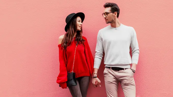 pasangan cinta bahagia