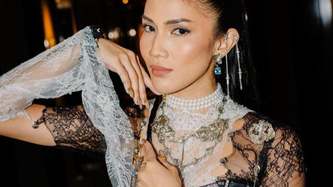 9 Potret Dapur Aulia Sarah, Pemeran Badarawuhi yang Memiliki Gaya Unik dan Estetik