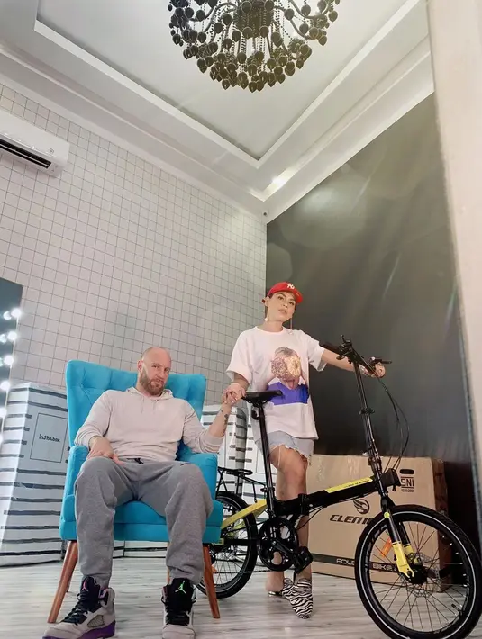 (Instagram/melaney_ricardo)