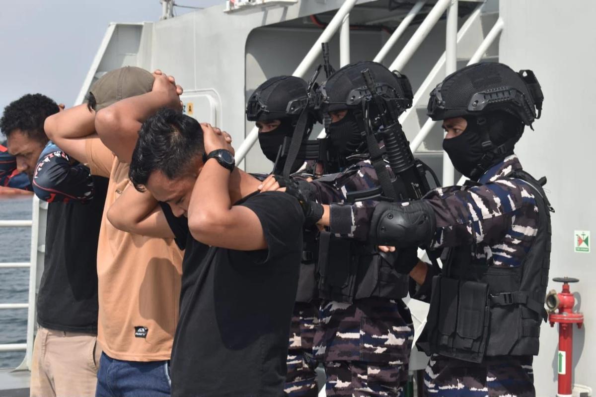 Latihan Integrasi TNI Babel-Morowali, Wakasal Saksikan Langsung Aksi Prajurit Samudera