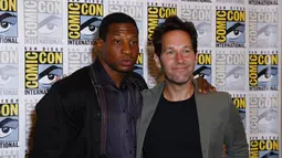 Jonathan Majors dan Paul Rudd menghadiri Comic-Con International di San Diego, Sabtu (23/7/2022). (Foto oleh: Christy Radecic/Invision/AP)