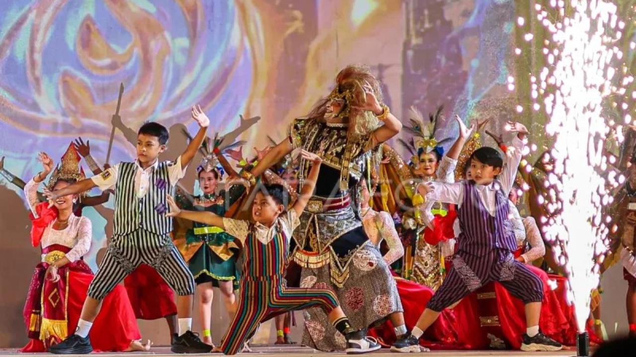 Reog Ponorogo di Panggung Zaman: Regenerasi dan Ekonomi Budaya yang Berkelanjutan