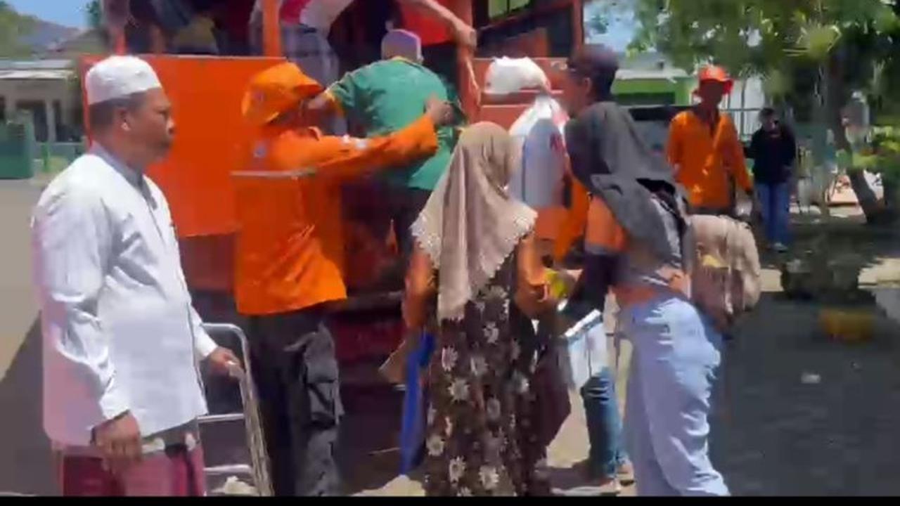 Warga Demak Kembali ke Rumah Usai Banjir Surut, BPBD Catat Sisa Pengungsi Belasan Jiwa