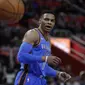 Russell Westbrook membuat triple double saat Thunder melawan Pistons (AP)