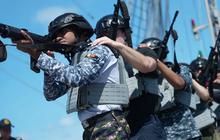 Taruna ASEAN Plus Cadet Sail 2026 Jalani Latihan VBSS di Atas KRI Bima Suci Menuju Belawan