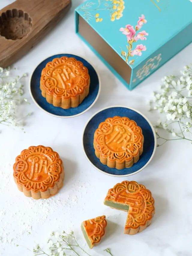 Tips Hidupkan Suasana Kumpul Keluarga dengan Mooncake Tradisional
