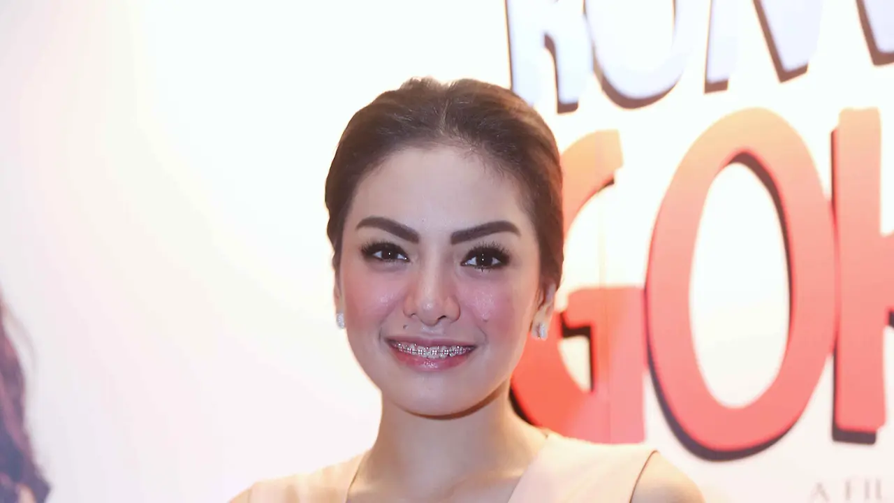 [Bintang] Nikita Mirzani