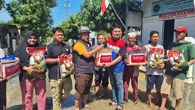 Bantuan awal untuk logistik yang mencakup kebutuhan pangan, obat-obatan, serta perlengkapan bagi ibu dan anak dikirimkan bantu korban banjir di sejumlah wilayah Sumatera.