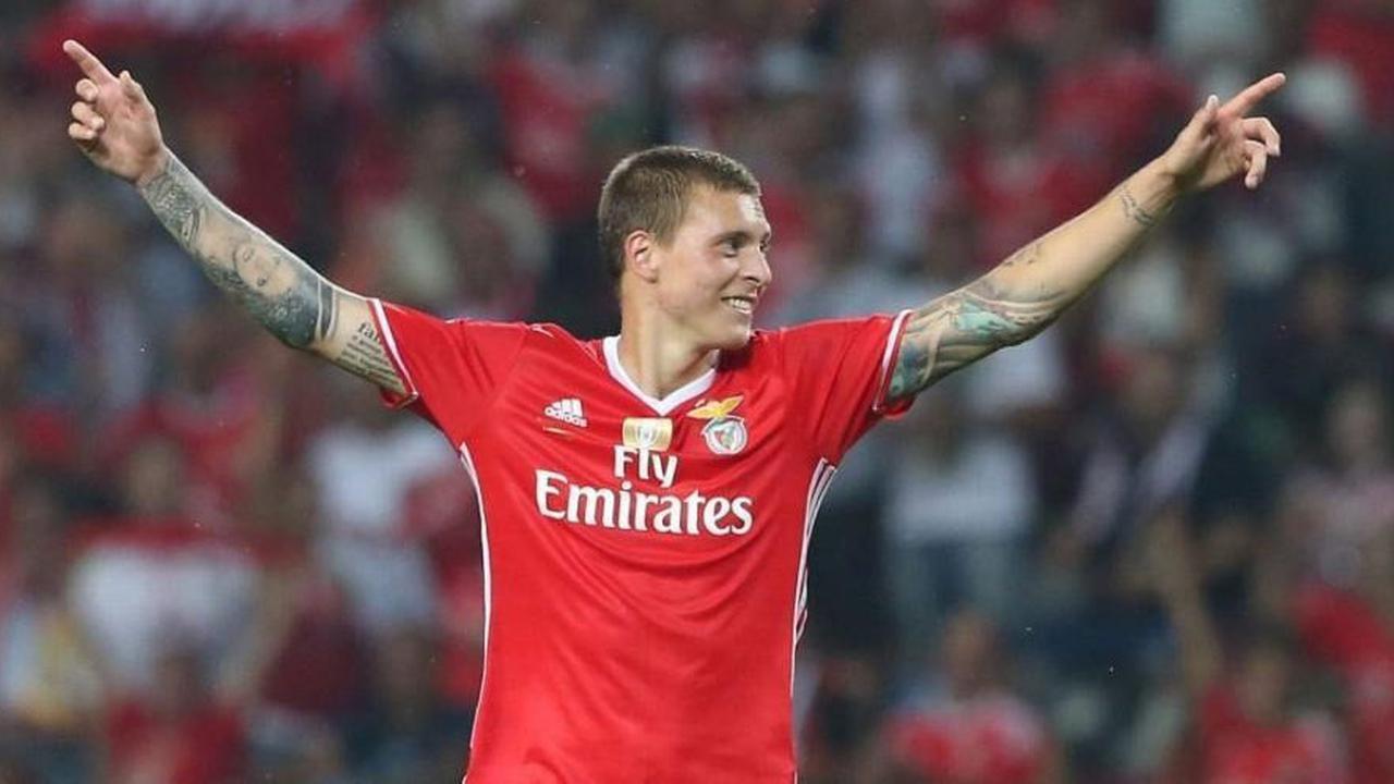 Bye MU! Victor Lindelof Putuskan Cabut dari Old Trafford