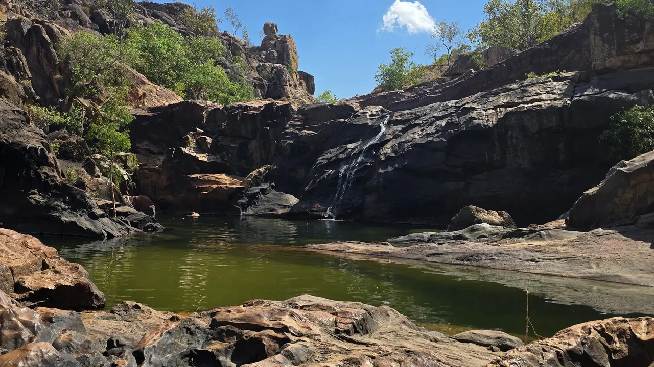 Suasana Gunlom Falls di Kakadu, NT Australia