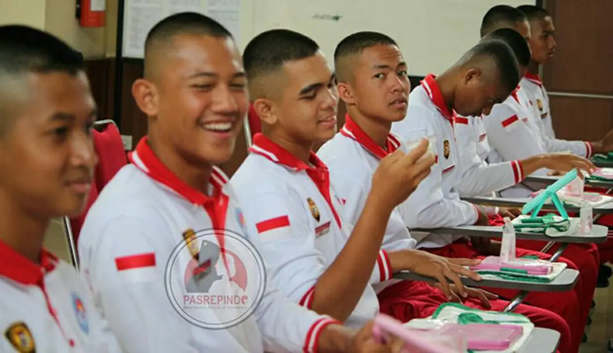 Ke 68 anggota Paskibraka tersebut nantinya akan bertugas dalam upacara peringatan detik-detik Proklamasi Kemerdekaan Republik Indonesia di Istana Negara. Berbagai persiapan telah mereka lakukan sejak jauh-jauh hari. (Facebook/Pasrepindo)