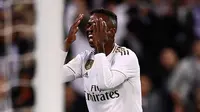 Ekspresi kekecewaan pemain Real Madrid Vinicius Jr saat melawan Real Betis (AFP)