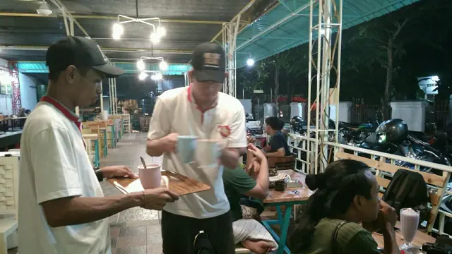 Kafe Mbok Kom