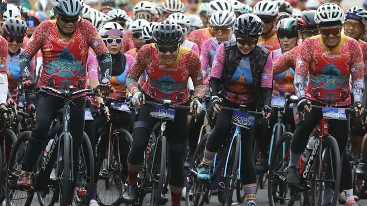 Jersey Unik di Gelaran Tour de Borobudur Didesain oleh Penyandang Disabilitas