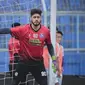 5 Potret Adilson Maringa di Sesi Latihan Arema FC, Fokus dan Tenang (sumber: Instagram/maringa01)