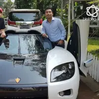 Ada apa sih dengan mobil baru yang di abadikan Raditya Dika dan Raffi Ahmad?