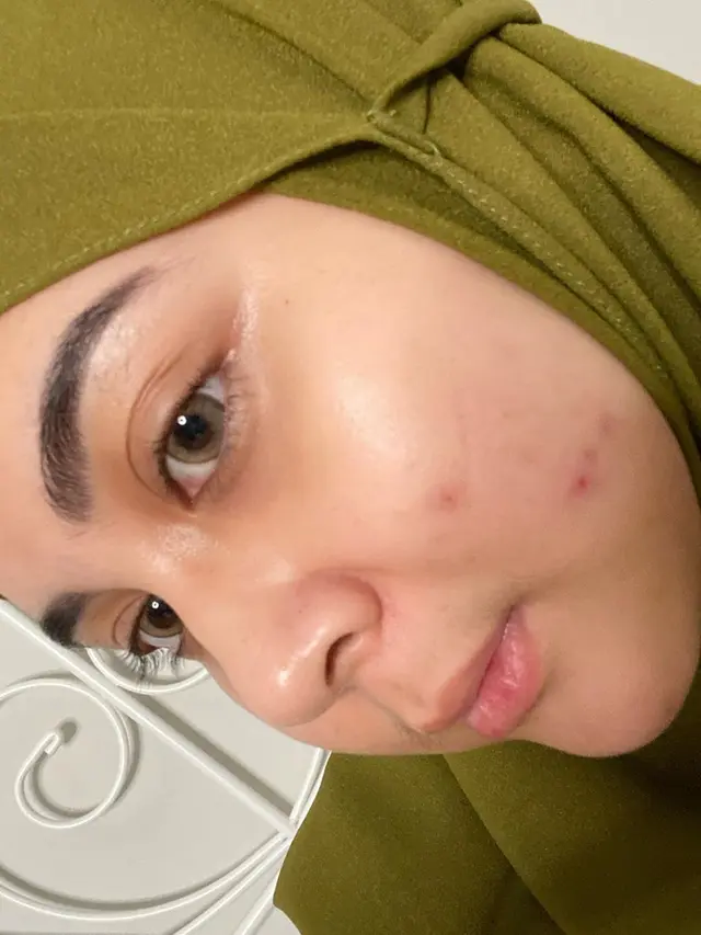 Dibully karena Jerawat, Ini 6 Potret Kesha Ratuliu Tanpa Makeup
