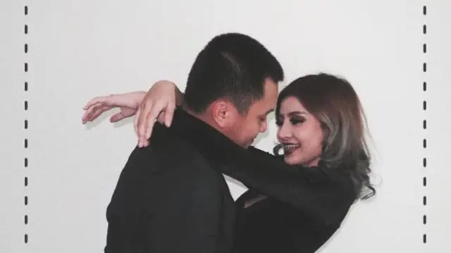 [Bintang] Oka Mahendra dan Awkarin