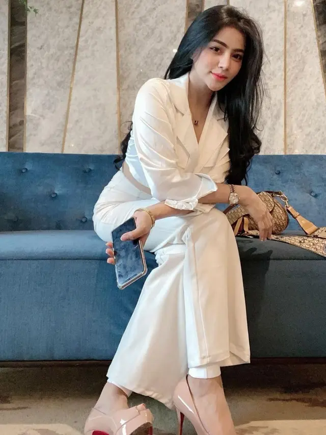 Potret Tisya Erni (Sumber: Instagram/@erni_tisya)