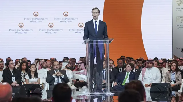 Penasehat Gedung Putih Jared Kushner berbicara tentang Kesepakatan Abadi Ini di konferensi Bahrain (AFP Photo)
