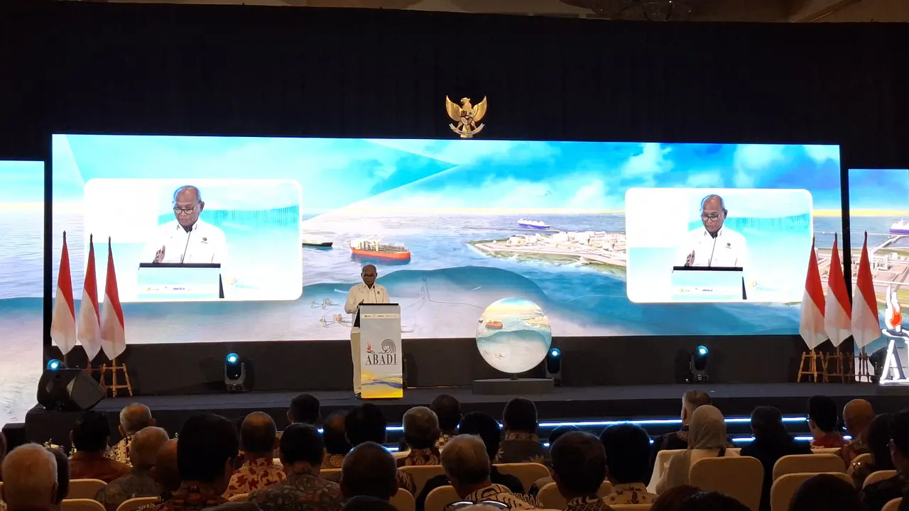 Kepala Satuan Kerja Khusus Pelaksana Kegiatan Hulu Minyak dan Gas Bumi (SKK Migas) Djoko Siswanto di Ritz-Carlton, Jakarta, Selasa (27/10/2026). (Liputan6.com/Arief)