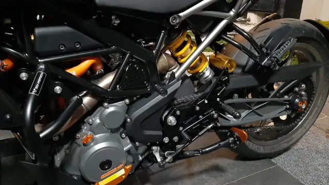 Tampilan KTM Duke 250 Lebih Gahar dan Nyaman Buat Harian (Ist)