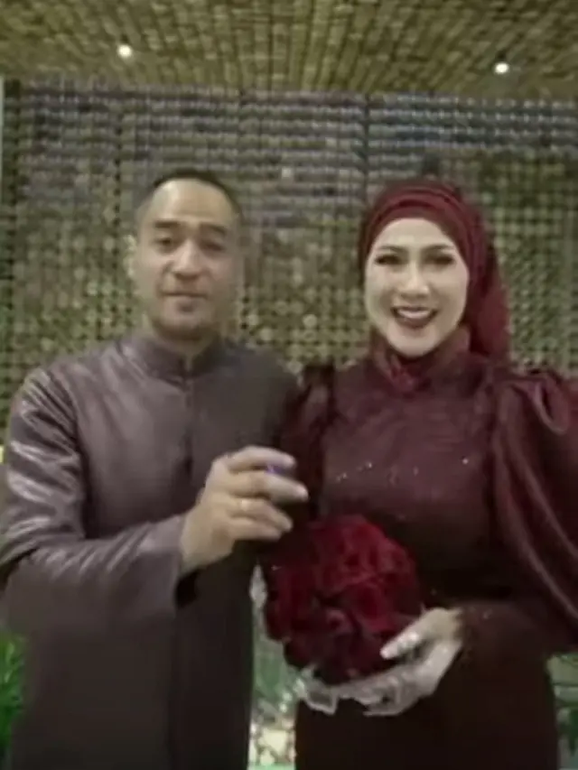 Syukuran Pernikahan Venna Melinda dan Ferry Irawan