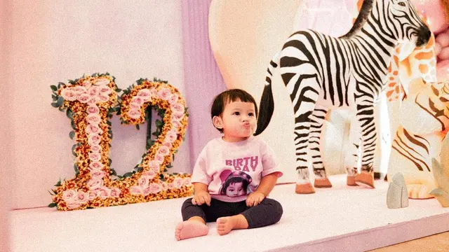 Perayaan ultah pertama Ameena putri Atta dan Aurel (Instagram/krisdayantilemos)