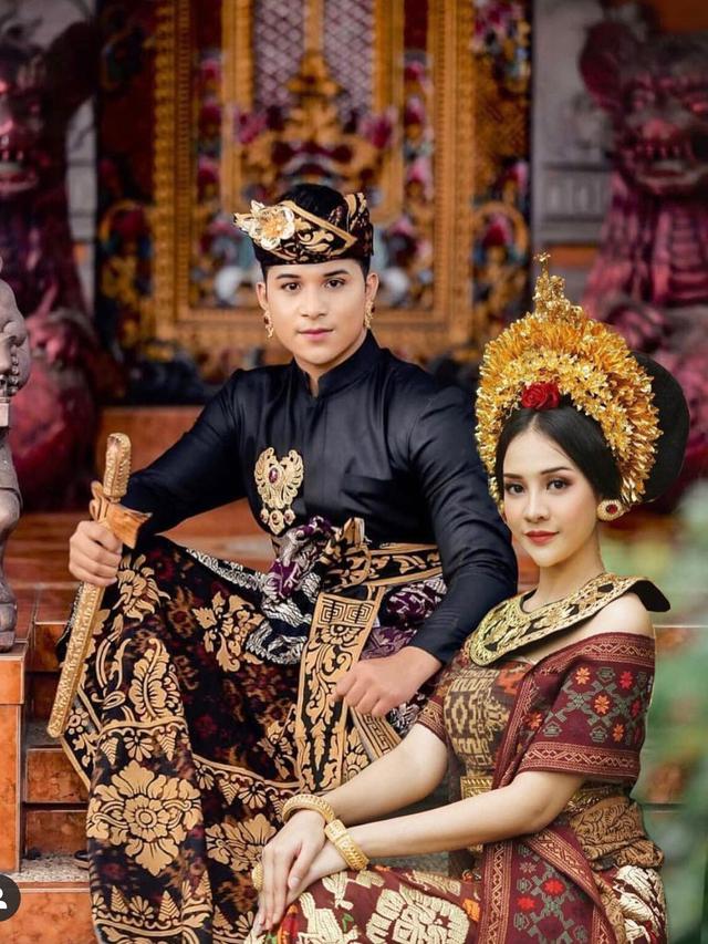 6 Potret Anya Geraldine Pakai Baju Pengantin Bali, Bikin Netizen Iseng